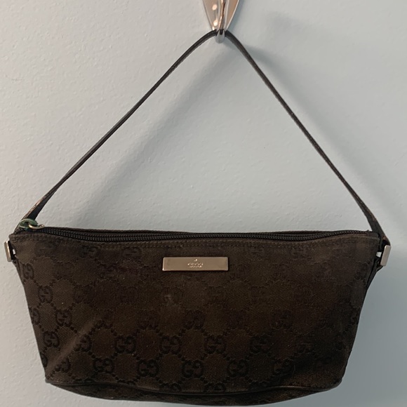 Gucci Boat Mini GG Monogram Pochette Black Excellent Condition - Picture 16 of 16